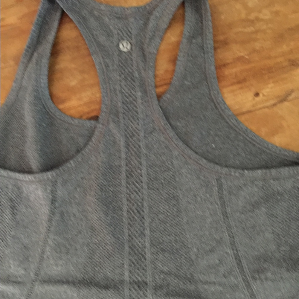 SOLD ๐ Lululemon ๐ Swiftly Tech Racerback Tank - Picture 3 of 8